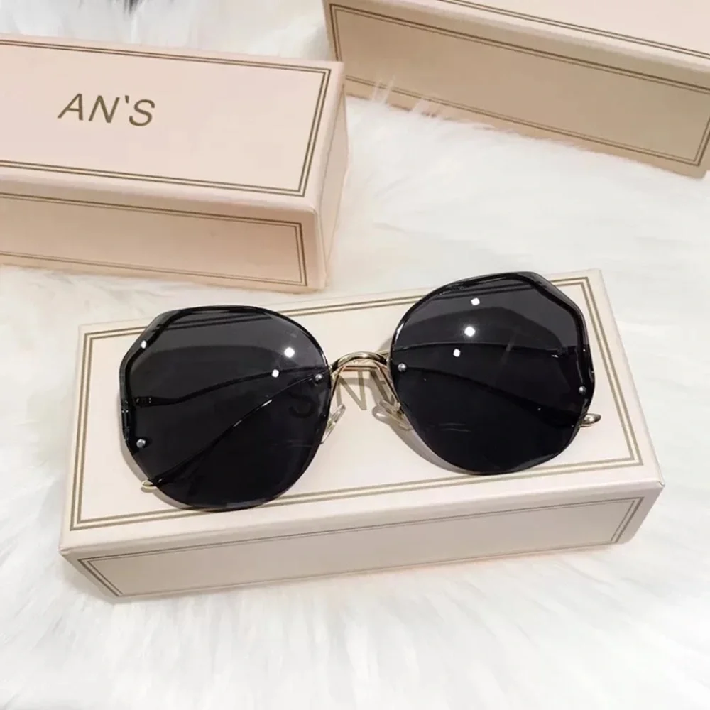 Rimless Uv400 Women’s Subglasses - Picture 3 of 3